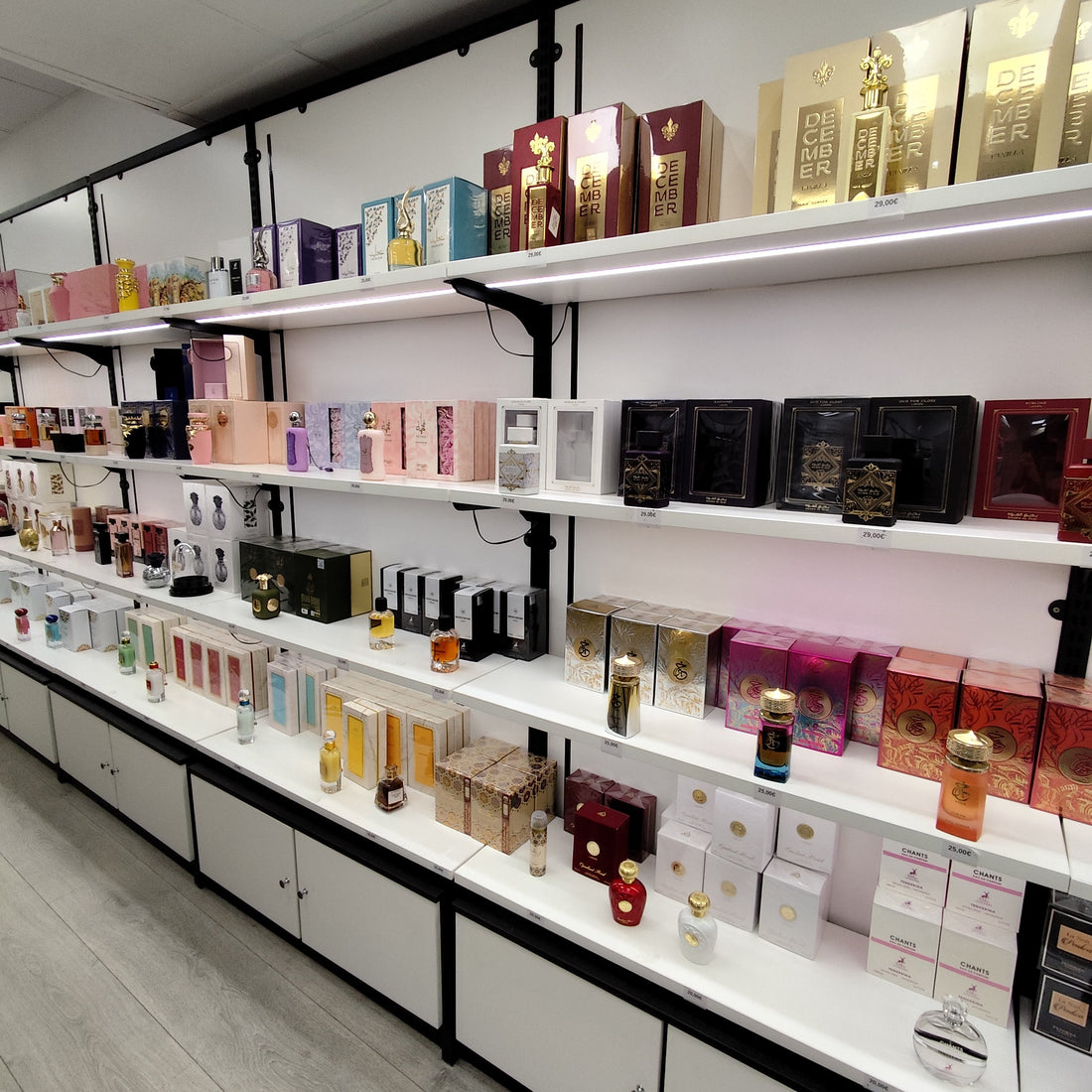 image-parfums-dubai-boutique-newreine-lyon-luxe-abordable