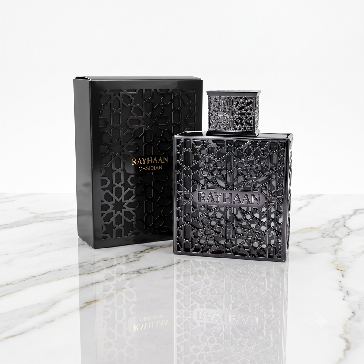 Bouteille mystérieuse du parfum Obsidian par Rayhaan, collection luxe.